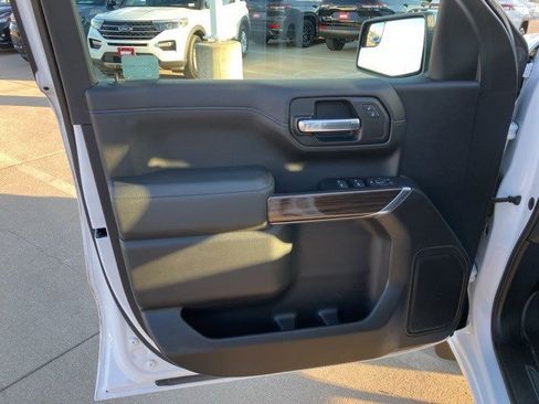 Used 2019 Chevrolet Silverado 1500 LT w/ All-Star Edition image 9