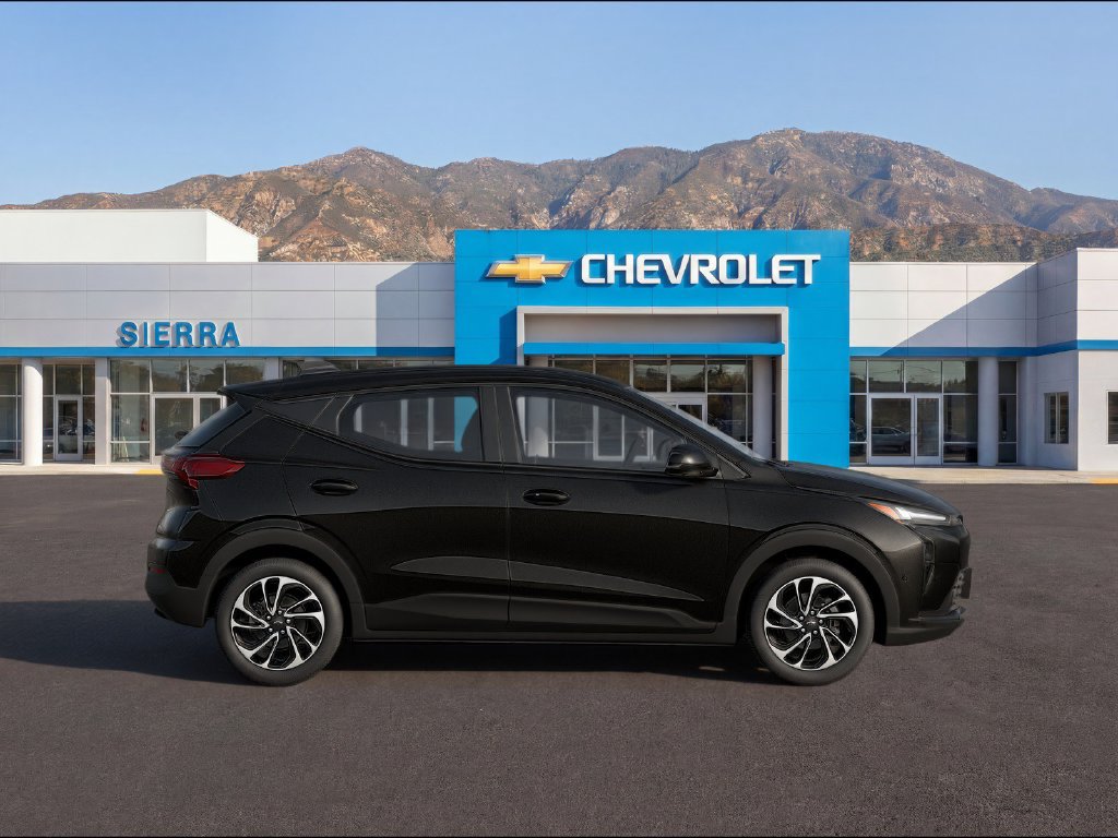 New 2027 Chevrolet Bolt LT w/ Super Cruise Package FWD image 2