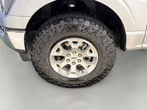 Used 2023 Ford F150 XLT image 27
