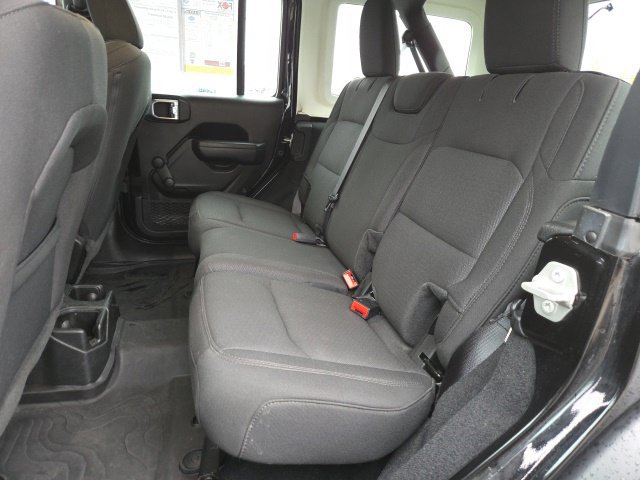 Used 2023 Jeep Wrangler Unlimited Sport AWD/4WD image 11