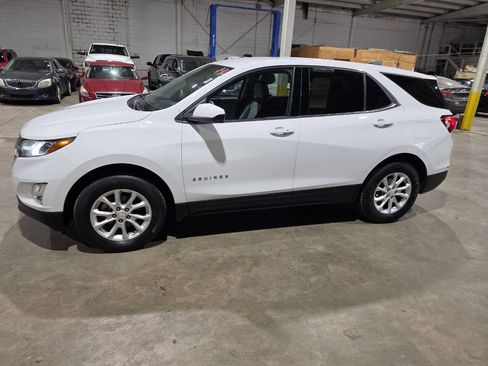 Used 2020 Chevrolet Equinox LT AWD/4WD image 3