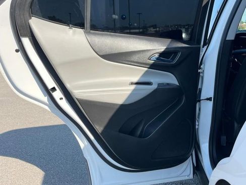 Used 2020 Chevrolet Equinox Premier AWD/4WD image 22
