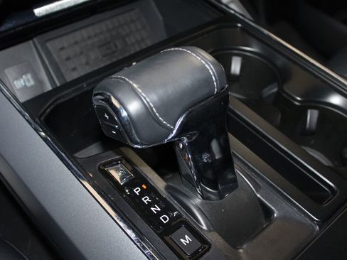 Used 2023 Ford F150 Lariat w/ Equipment Group 502A High image 57