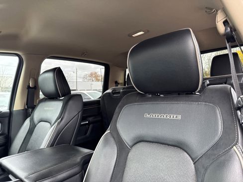 Used 2019 RAM 1500 Laramie image 14