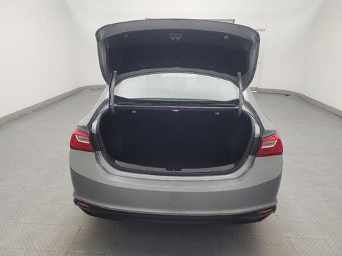 Used 2023 Chevrolet Malibu LT FWD image 29