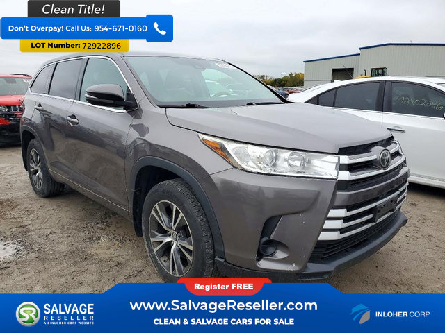 Used 2017 Toyota Highlander LE AWD/4WD image 5