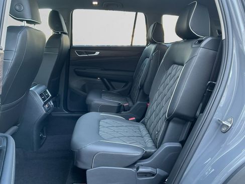 New 2026 Volkswagen Atlas SEL Premium R-Line image 13