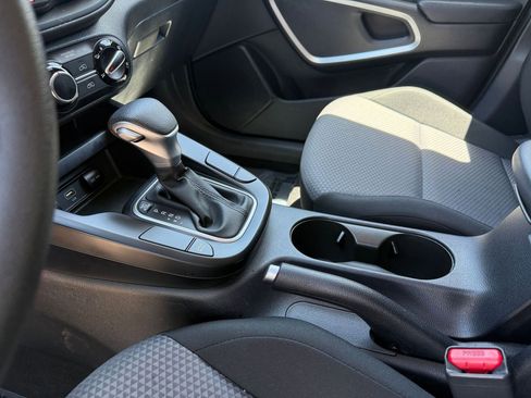 Used 2025 Kia Soul LX w/ LX Technology Package image 37