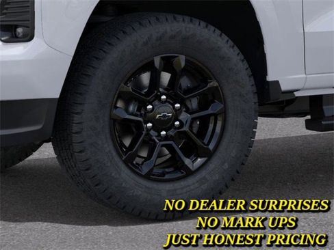 New 2026 Chevrolet Colorado Z71 w/ Midnight Edition image 9