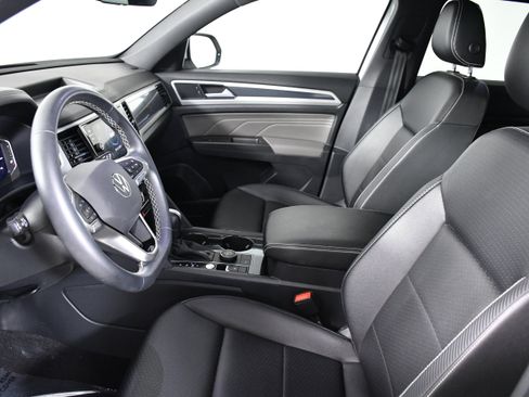 Used 2023 Volkswagen Atlas Cross Sport SEL image 18