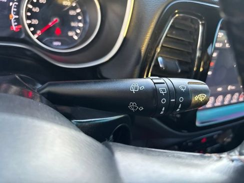 Used 2019 Jeep Compass Limited AWD/4WD image 28