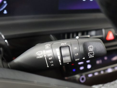 Used 2025 Kia Seltos S image 36