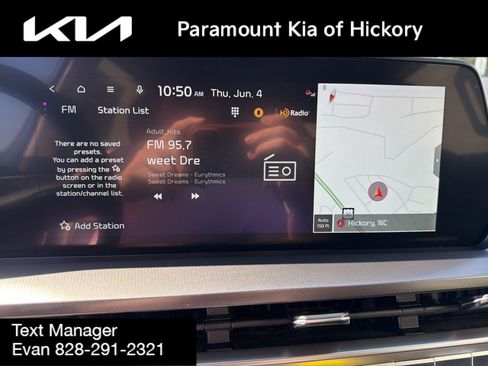 Used 2025 Kia Telluride S FWD image 25