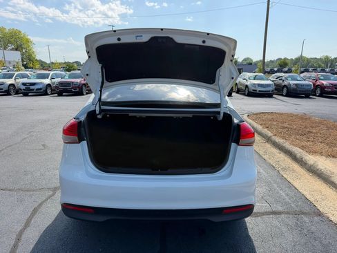 Used 2017 Kia Forte LX FWD image 23