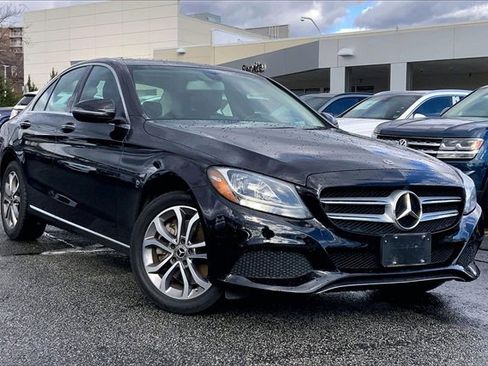 Used 2018 Mercedes-Benz C 300 4MATIC Sedan image 1