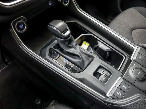 Certified 2025 Toyota Grand Highlander FWD image 19