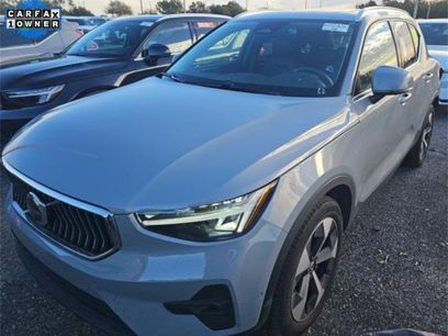 Used 2025 Volvo XC40 B5 Plus