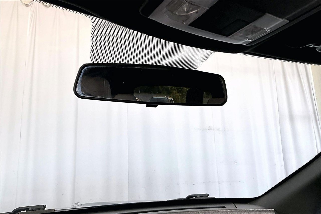Used 2018 Ford Explorer FWD image 15