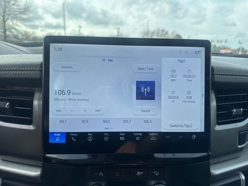 Certified 2024 Ford Expedition Max XLT image 21