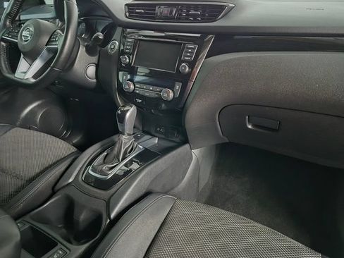 Used 2022 Nissan Rogue Sport SV w/ Technology Package AWD/4WD image 35