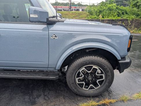 Used 2023 Ford Bronco Outer Banks AWD/4WD image 11