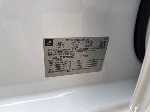 Used 2016 Chevrolet Silverado 2500 W/T image 28