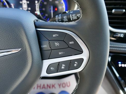 New 2026 Chrysler Pacifica Select image 19