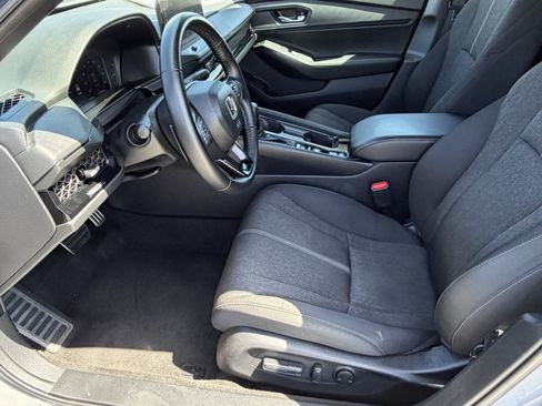 Used 2025 Honda Accord Sport image 27