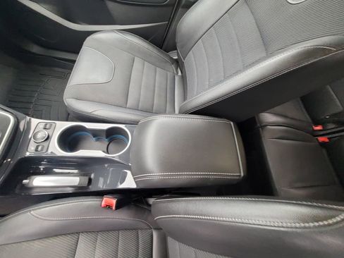 Used 2013 Ford Escape Titanium w/ Class II Trailer Tow Pkg image 18