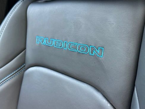 Used 2024 Jeep Wrangler Unlimited Rubicon 4xe AWD/4WD image 3