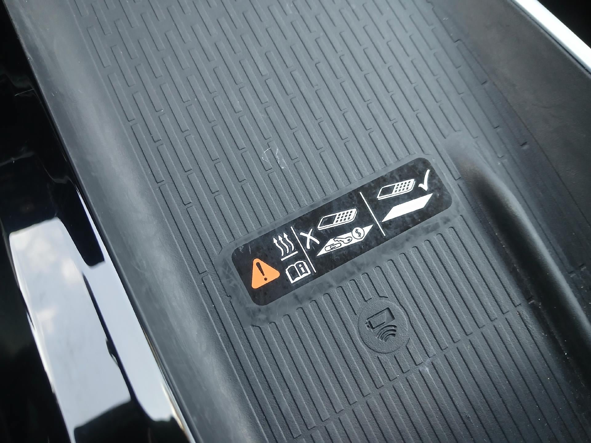 Used 2025 Buick Enclave Preferred FWD image 38