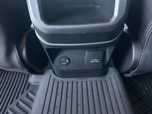 Used 2025 Ford Ranger Raptor image 33