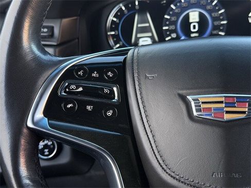 Used 2020 Cadillac Escalade Platinum image 14