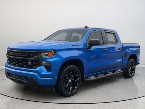 Certified 2025 Chevrolet Silverado 1500 Custom RWD image 5