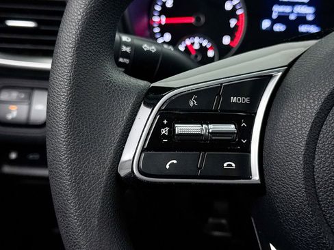 Used 2020 Kia Optima LX image 29