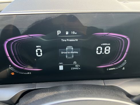 Used 2024 Kia Telluride S image 22