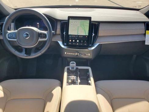 Certified 2026 Volvo XC90 B5 Core w/ Protection Package Premier AWD/4WD image 28
