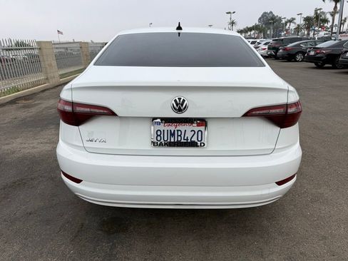 Used 2021 Volkswagen Jetta S image 5