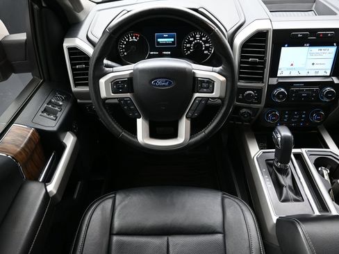 Used 2019 Ford F150 Lariat w/ Trailer Tow Package AWD/4WD image 26