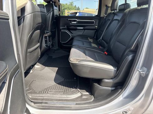 Used 2019 RAM 1500 Laramie AWD/4WD image 28