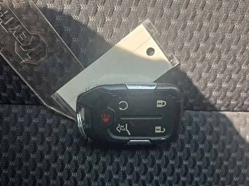 Used 2020 GMC Acadia SLE w/ Driver Convenience Package image 40