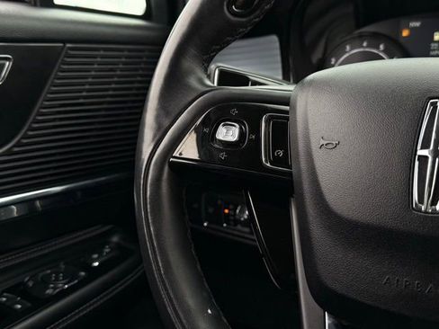 Used 2021 Lincoln Corsair AWD w/ Equipment Group 101A image 11