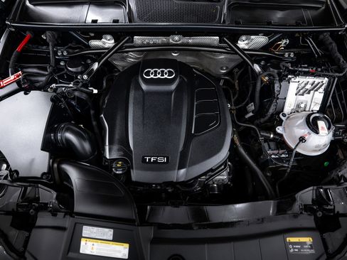 Used 2020 Audi Q5 2.0T Premium w/ Convenience Package image 19