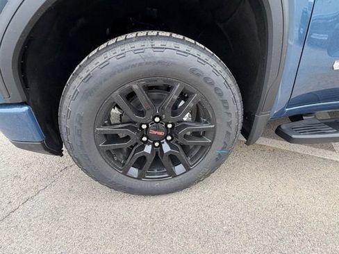 New 2026 GMC Sierra 1500 Elevation w/ Elevation Premium Package AWD/4WD image 11