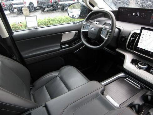 Certified 2025 Ford Expedition Max Active image 18