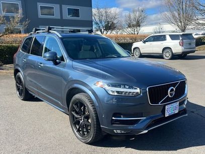 Used 2019 Volvo XC90 T6 Momentum w/ Advanced Package