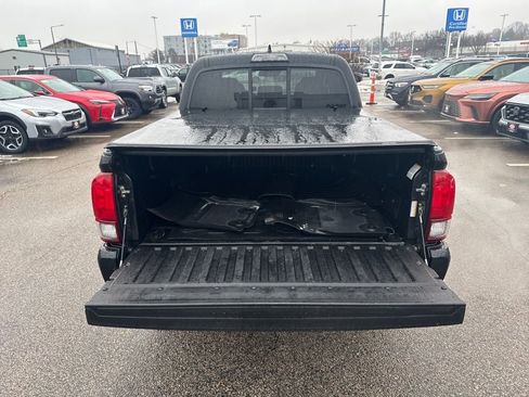 Used 2019 Toyota Tacoma SR5 image 7