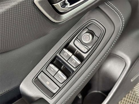 Used 2021 Subaru Forester Limited image 18