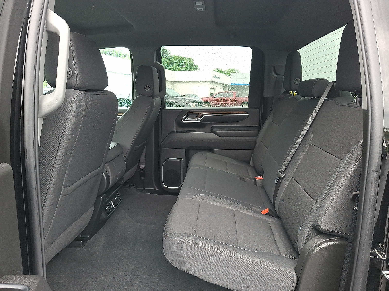Used 2025 Chevrolet Silverado 2500 LT w/ Convenience Package AWD/4WD image 10