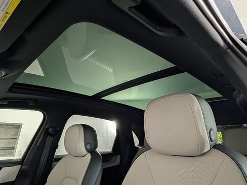 New 2026 Porsche Cayenne AWD/4WD image 29